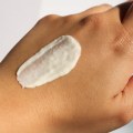 How to Effectively Use Sunscreen for Acne-Prone Skin